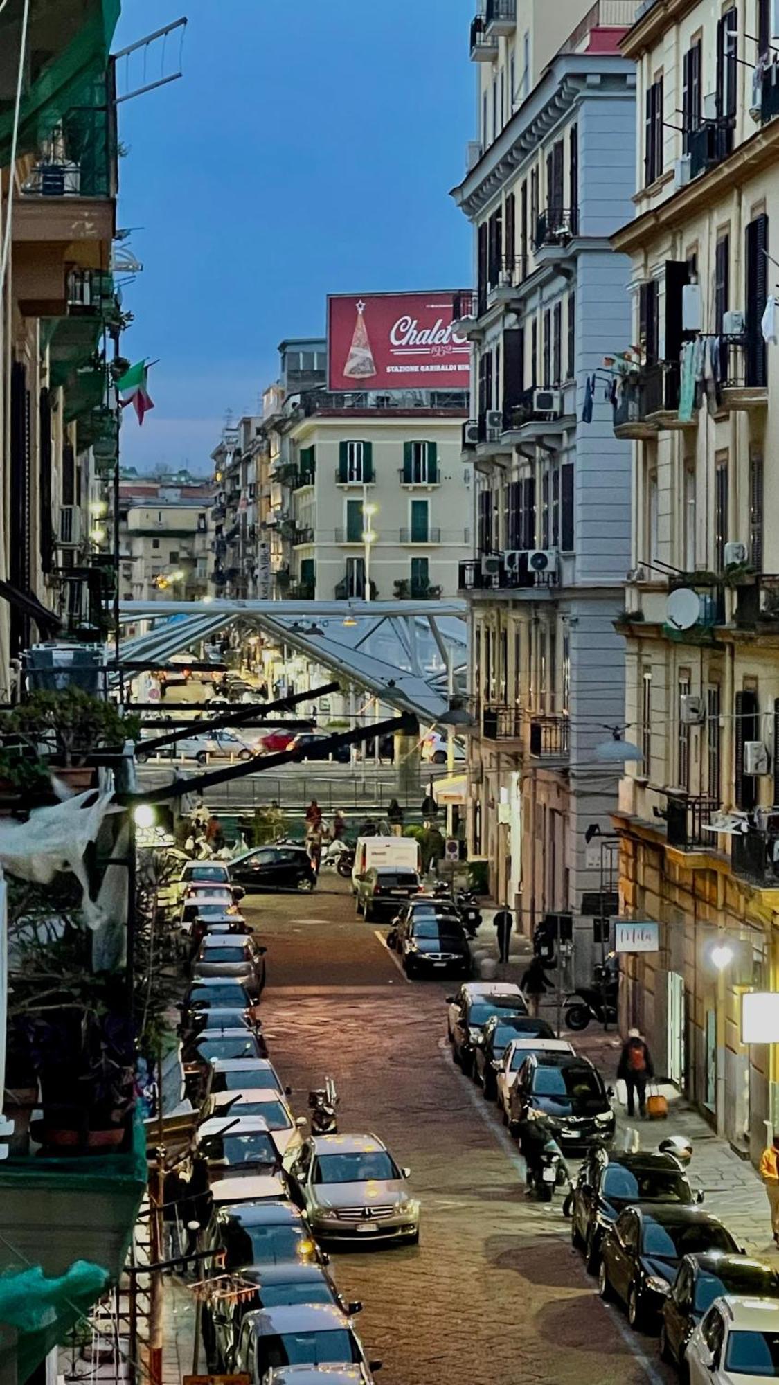 Momarooms Naples Extérieur photo